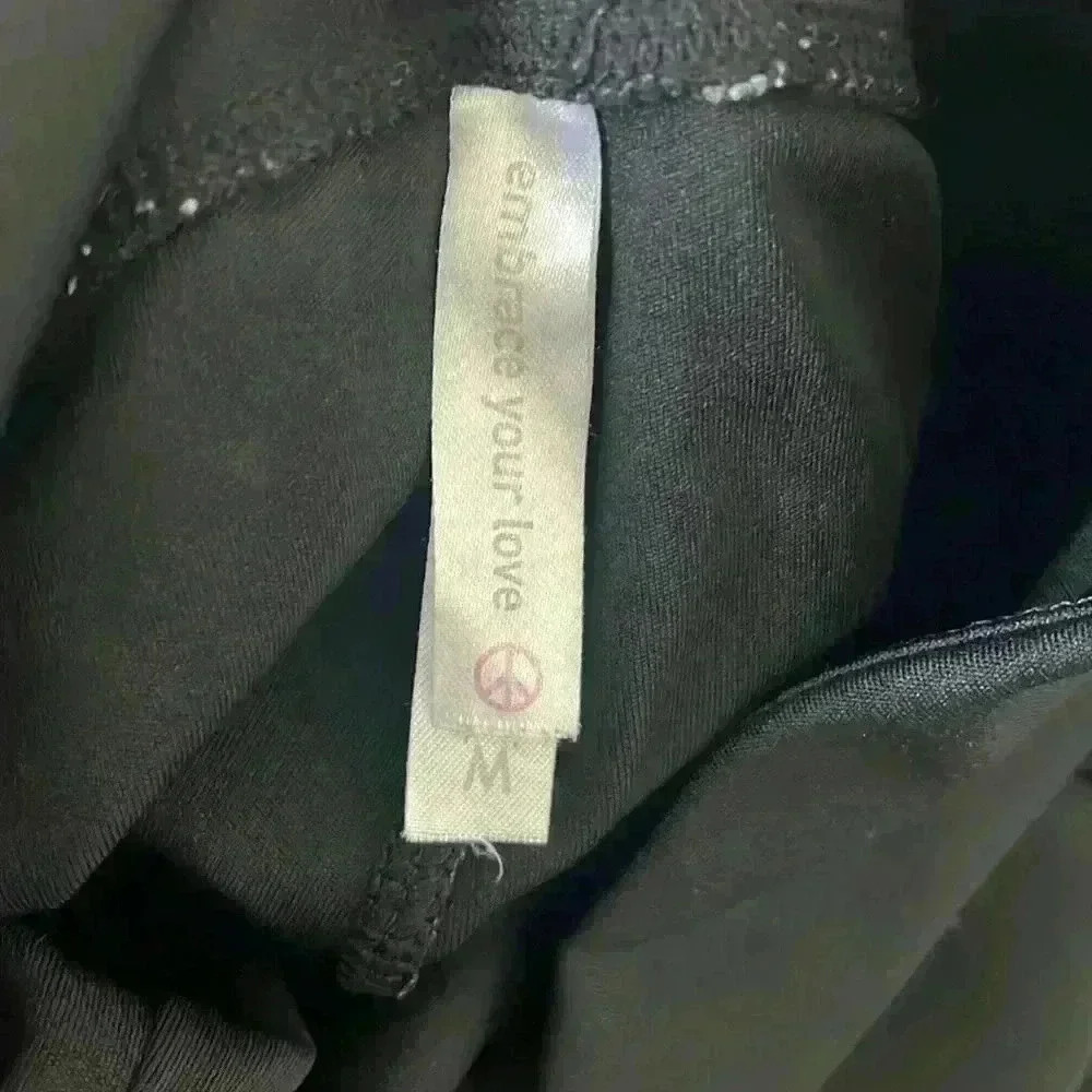 Black Activewear Leggings - Picture 3 of 3